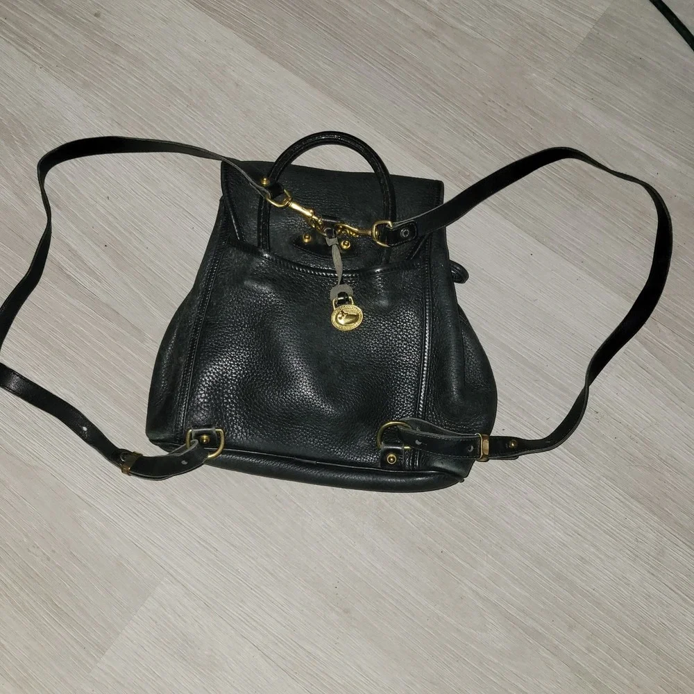 Dooney Bourke all weather vintage 80s Leather Backpack‎ Classic Duck Logo USA